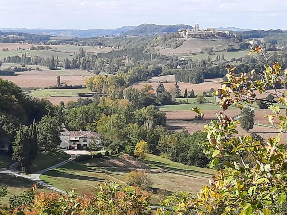 Отель Manoir Le Moulinal47 - Vue Panoramique Курбиак Экстерьер фото