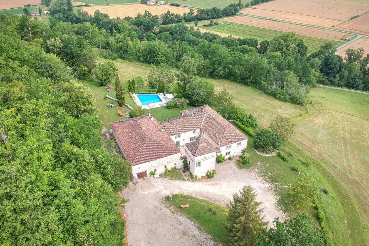 Отель Manoir Le Moulinal47 - Vue Panoramique Курбиак Экстерьер фото